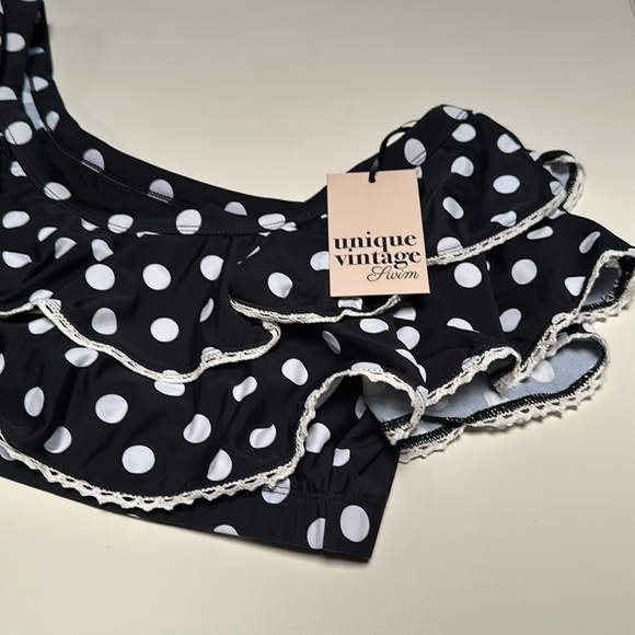 Unique Vintage Retro Polka Dot Swim Top - Picture 4 of 10
